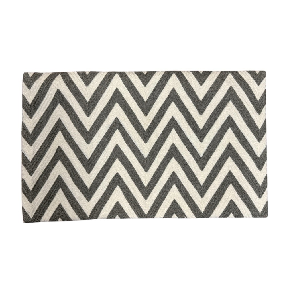 Pottery Barn‎ Chevron Lumbar Pillow Cover Gray White 16x26 Embroidered EUC